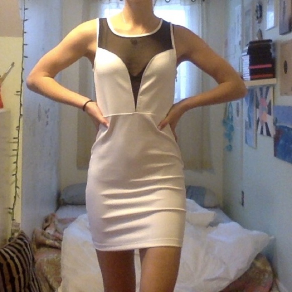 SOLD White bodycon with black mesh detail 🖤